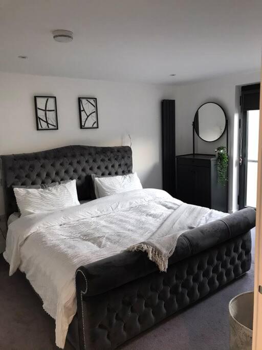 Ferienwohnung New Town House With *Free Allocated Parking* Hove Exterior foto